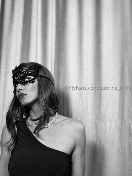 Sabrina Mille star nude photo
