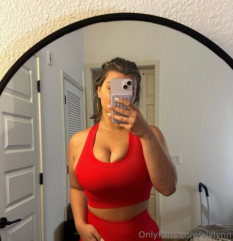 Alylynn xxx star image