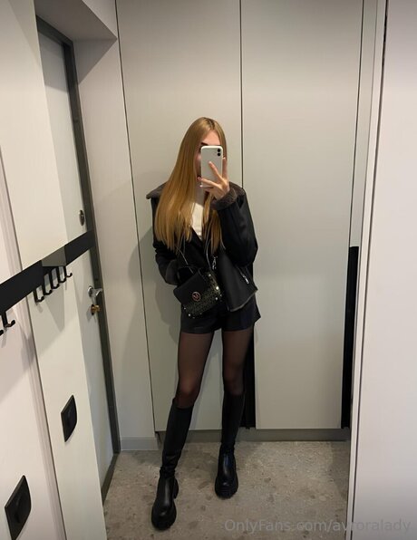 Avroralady nice actress photo