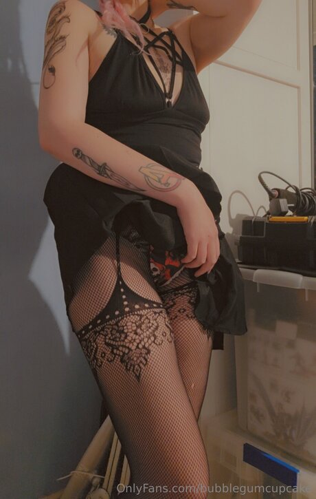 Bubblegumcupcake model exclusive image