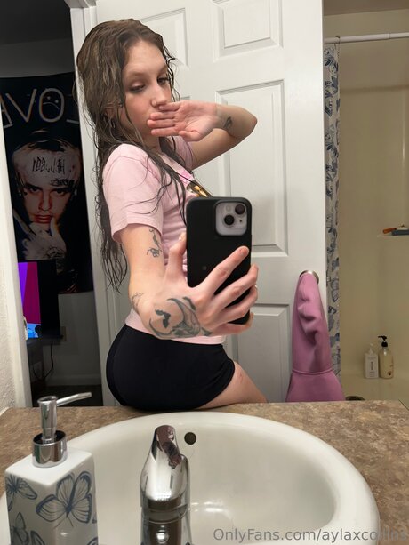 Aylaxcollins perfect pornstar img