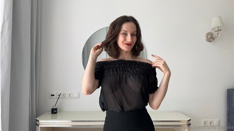 Curls Dasein perfect pornstar img