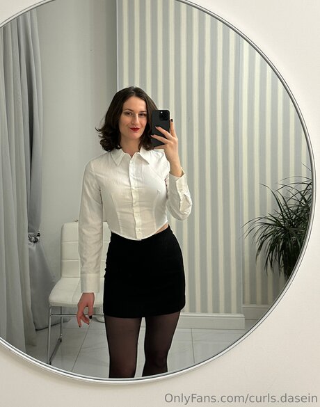 Curls Dasein star top archive