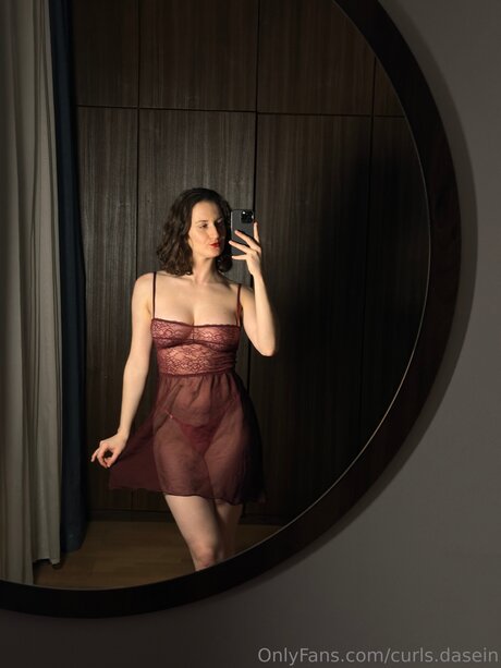 Curls Dasein top star galleries