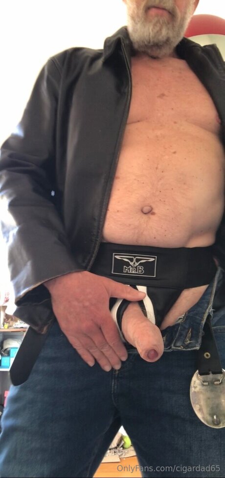 Cigardad65 free star pic