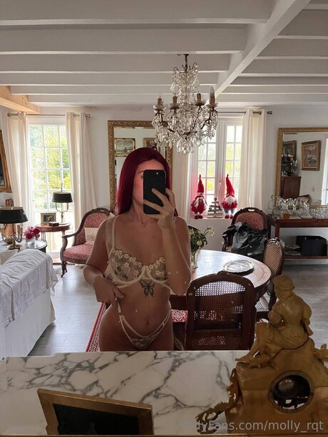 Molly Rqt model nudes images