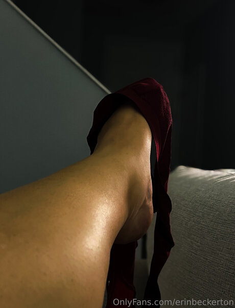 Erinbeckerton model porn photo