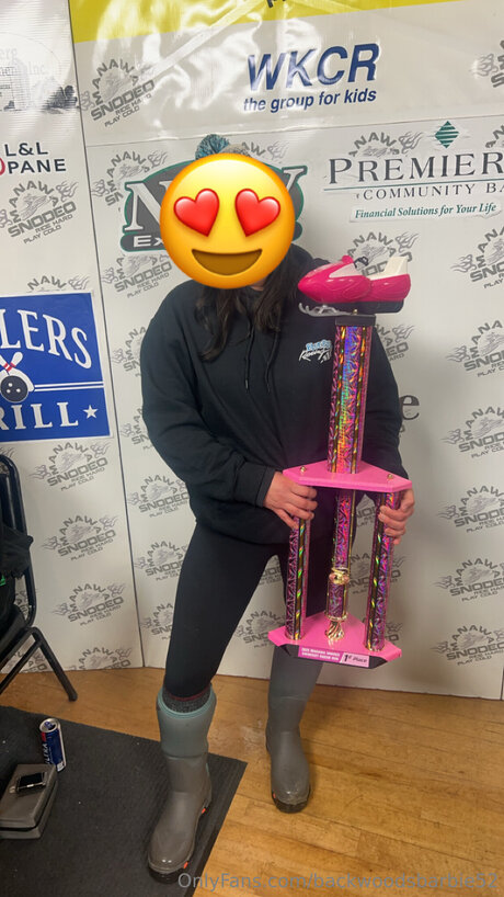 Backwoodsbarbie52 pretty actress galleries