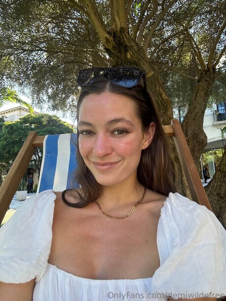 Demiwildefree adult star images