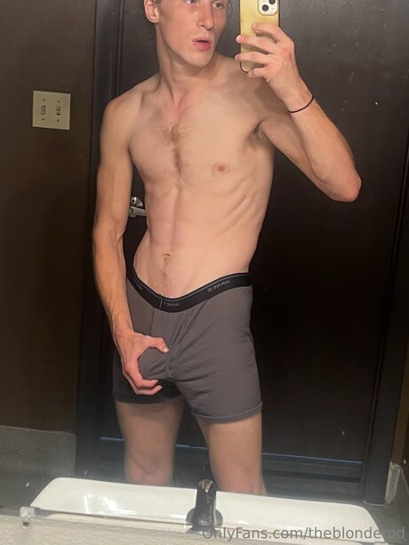 Theblonderod exclusive pornstar img