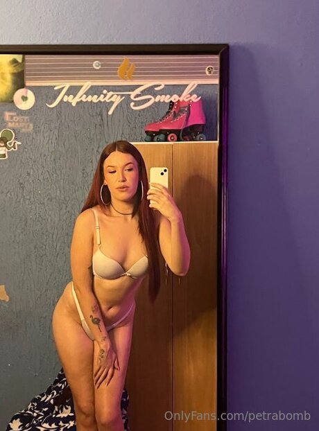 Petrabomb pornstar hd photos