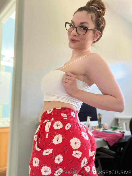 thigh onlyfans free naked pic