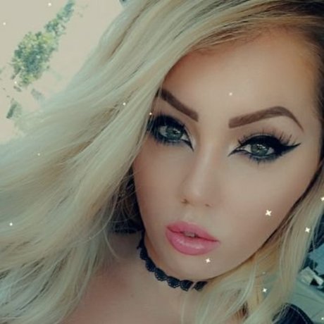 Bittersweet Temptation adult actress galleries