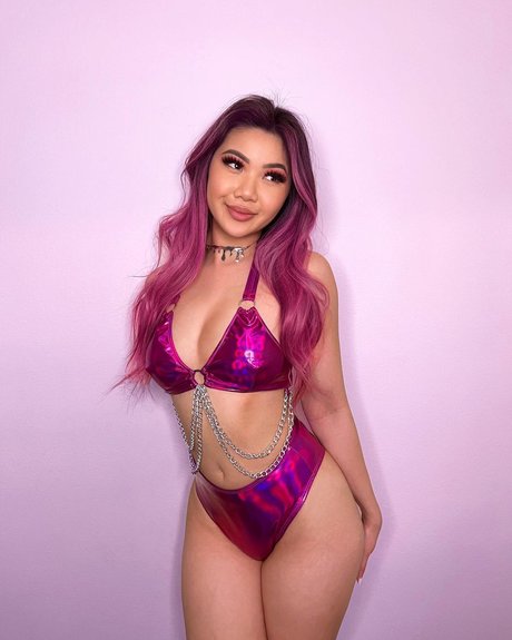 burdsnest adult actress img