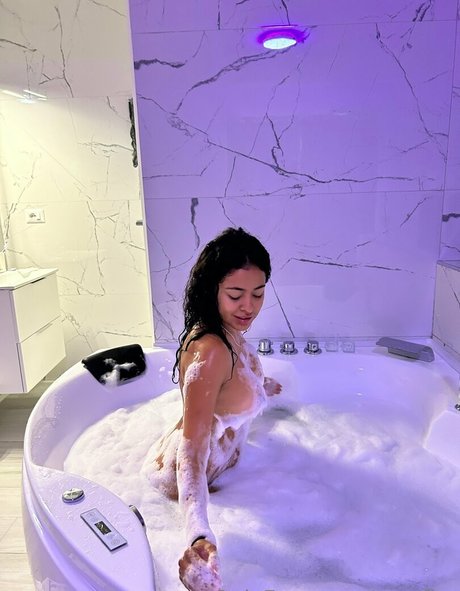 meritharanda pornstar nudes photos