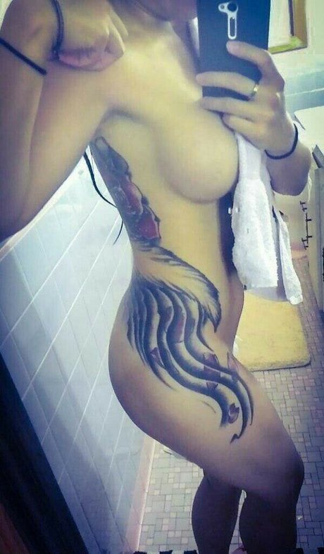 Simpalicety pornstar naked photos