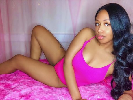 _Goddess Honey 777 porn model picture