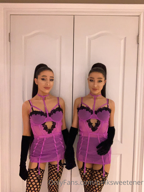 blonde masturbating onlyfans art porn img