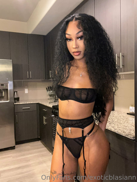 Exoticblasiann_ pornstar perfect images
