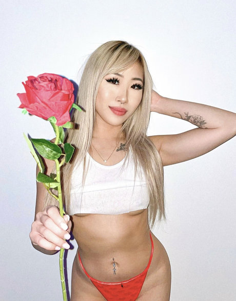 Peachykorean pornographic model galleries