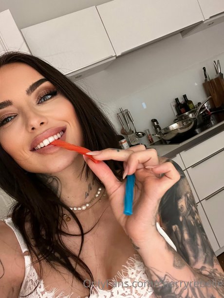 Cherry Rebelle star hot images