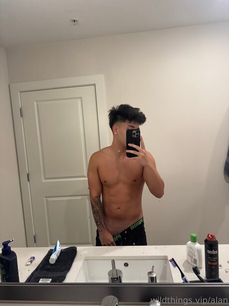 Exclusivecruz hot star pic