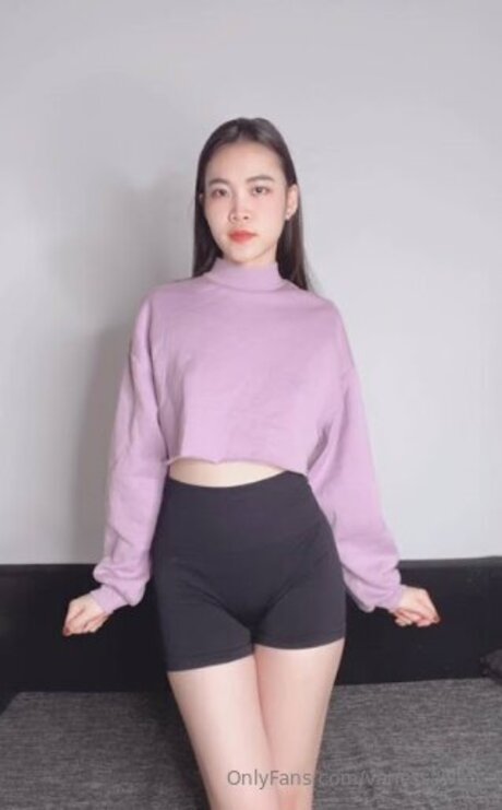 Vanessawuu sexy pornstar pictures