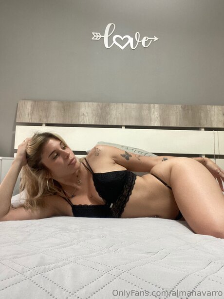 Almanavarro hd pornstar pictures