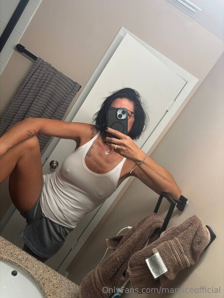 Maryiceofficial pornstar sexy pics