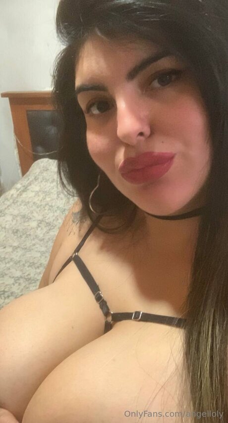 Angelloly sexy model images