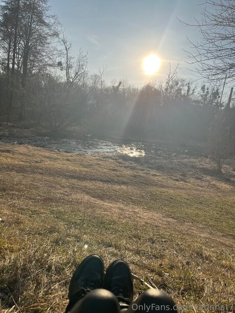 Catinhat7 sex model image