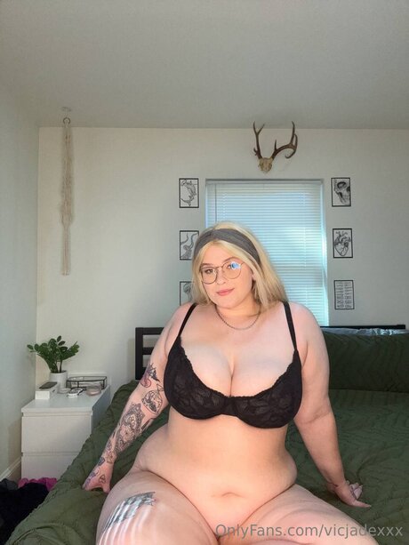 Vicjadexxx hd actress pics