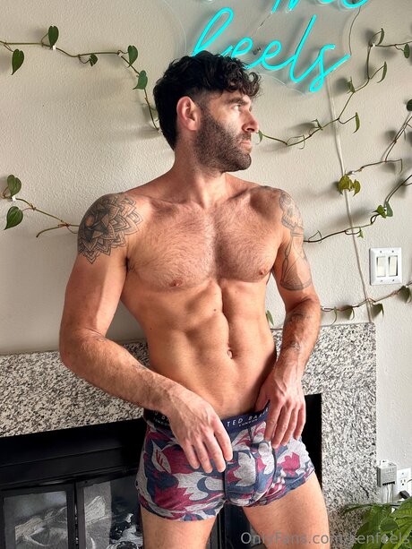 Kenfeels beautiful pornstar img