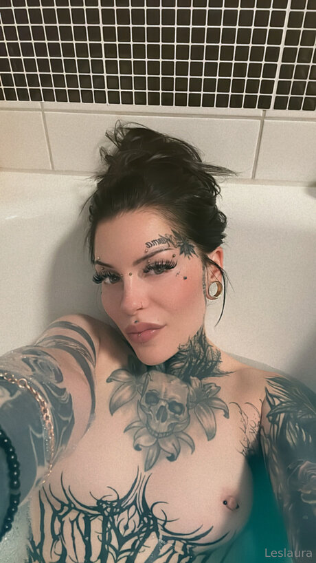 Laurasorooo nudes actress archive