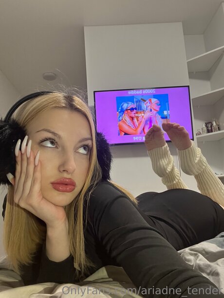 Ariadne Tender perfect actress img