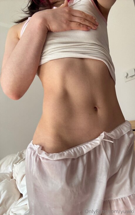 Yuwki pornstar nice photo