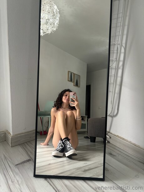 Venere Battisti model xxx photo