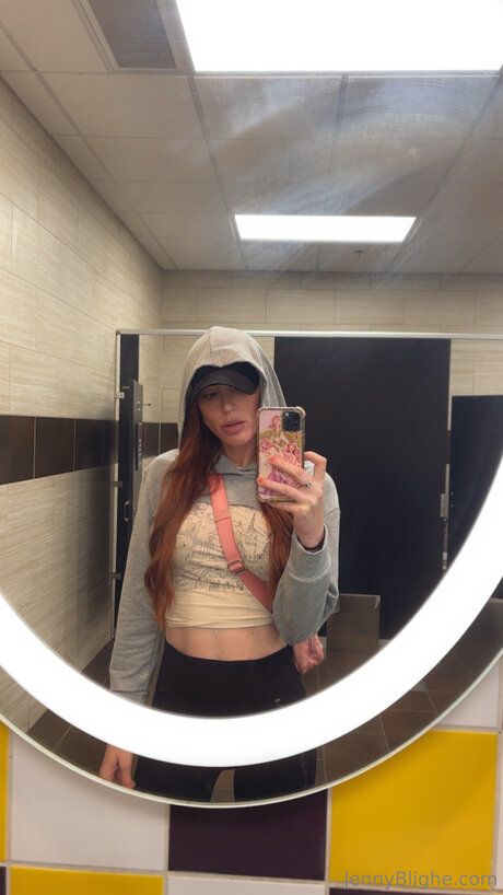 Jennyblighe sex model photo