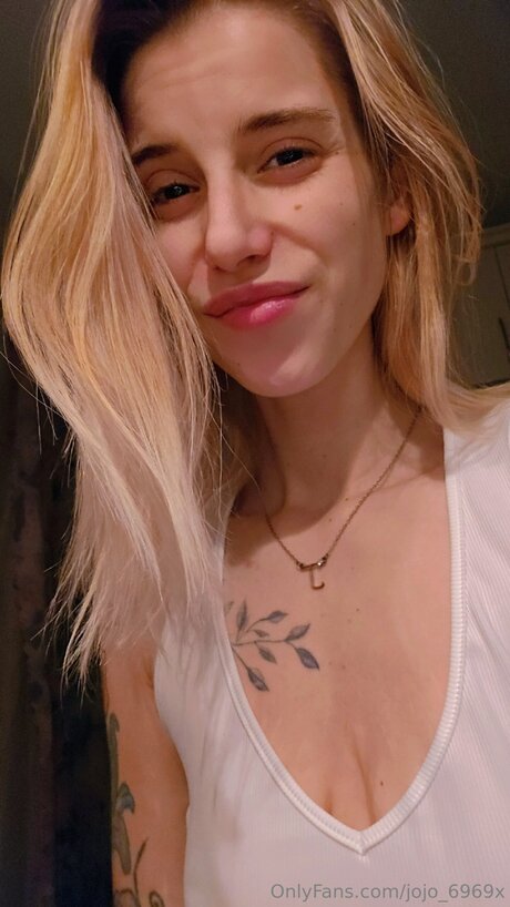 Jojo 6969x hot star pictures