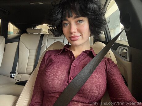 young teen onlyfans beautiful pic