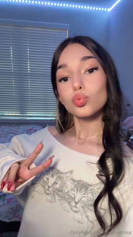 Tinykatrina pornstar high quality img