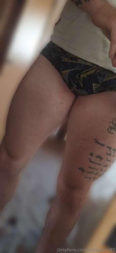 Nahuelemi87 pornstar sexy img