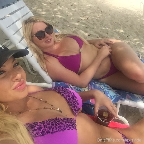 Lexi Sindel xxx pornstar archive