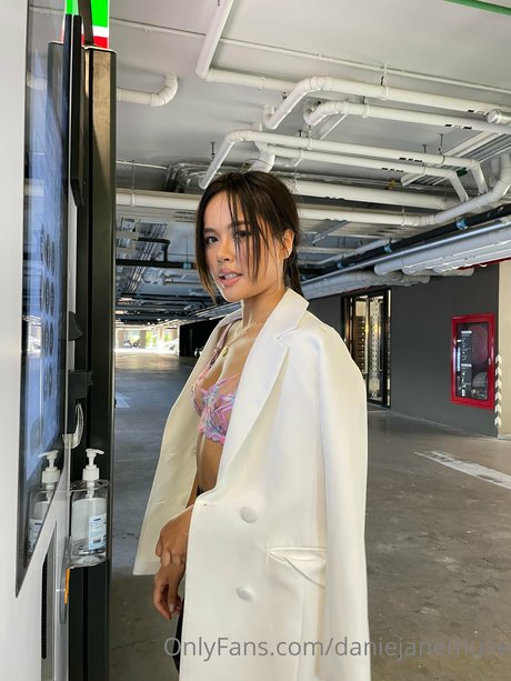 Danie Jane model free images