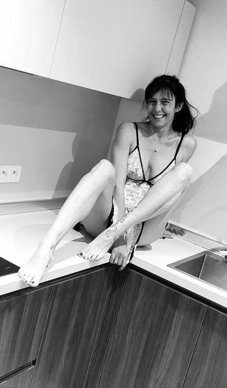 Lili jolie adult star picture