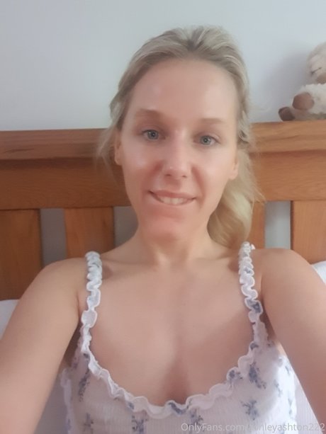 huge tits milf onlyfans porn pictures