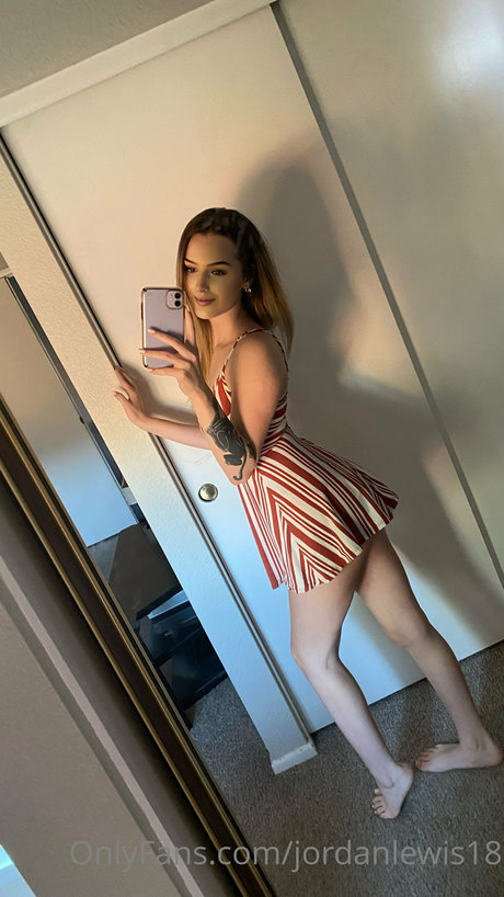 Sophomore Jordan naked model pics