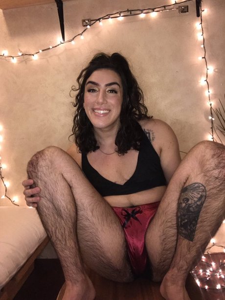 Olive Wren_ sexy model photo