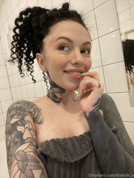 Teena_ perfect actress image