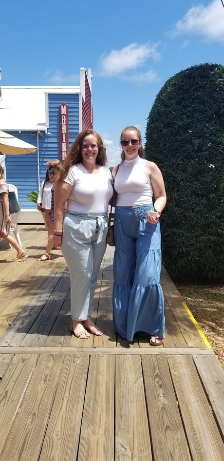 Faith And Courtney pornstar art picture